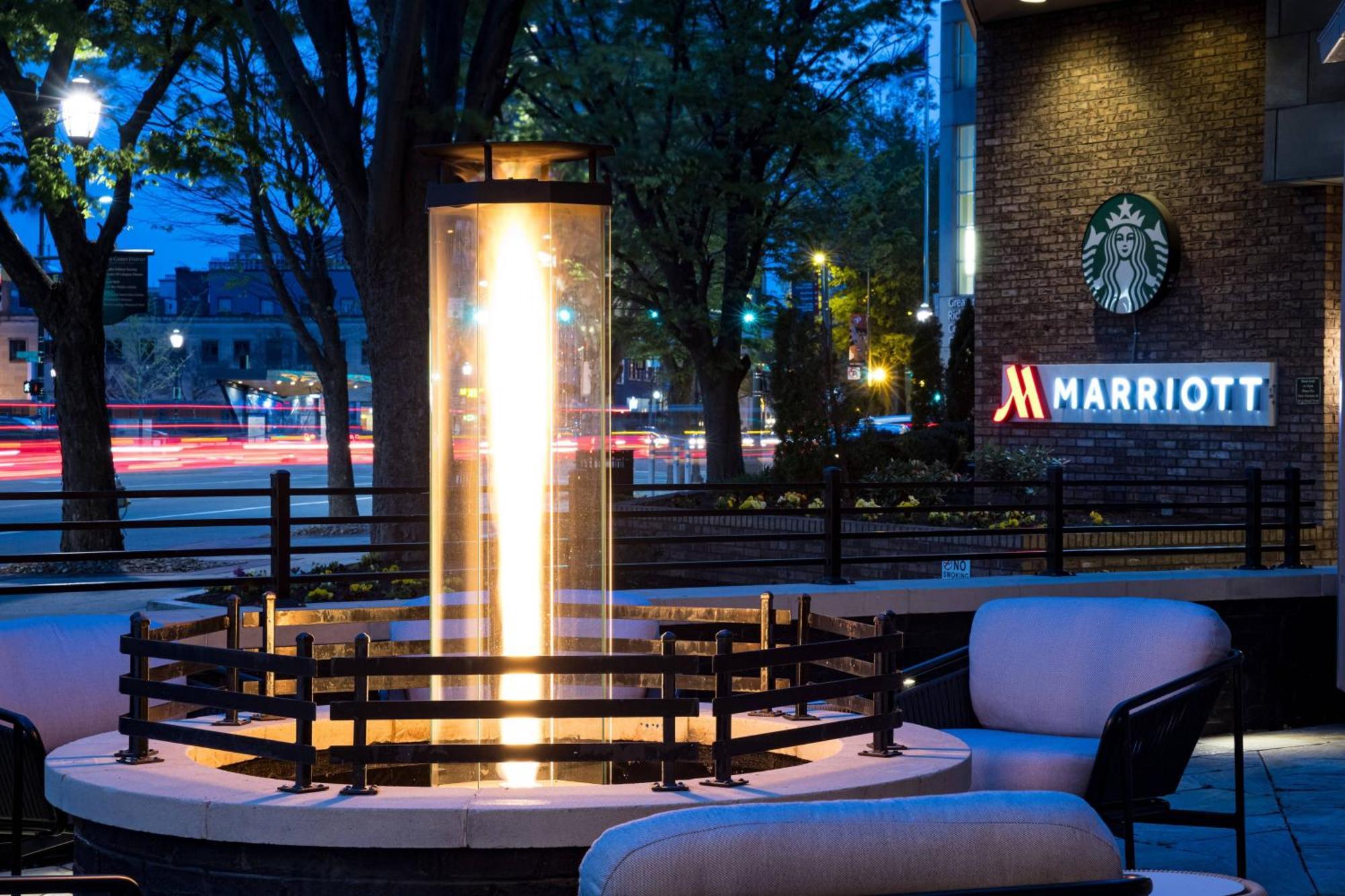 Richmond Marriott Hotel Luaran gambar